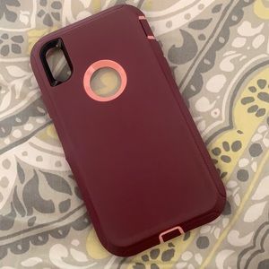Burgundy otterbox case. For iPhone XR